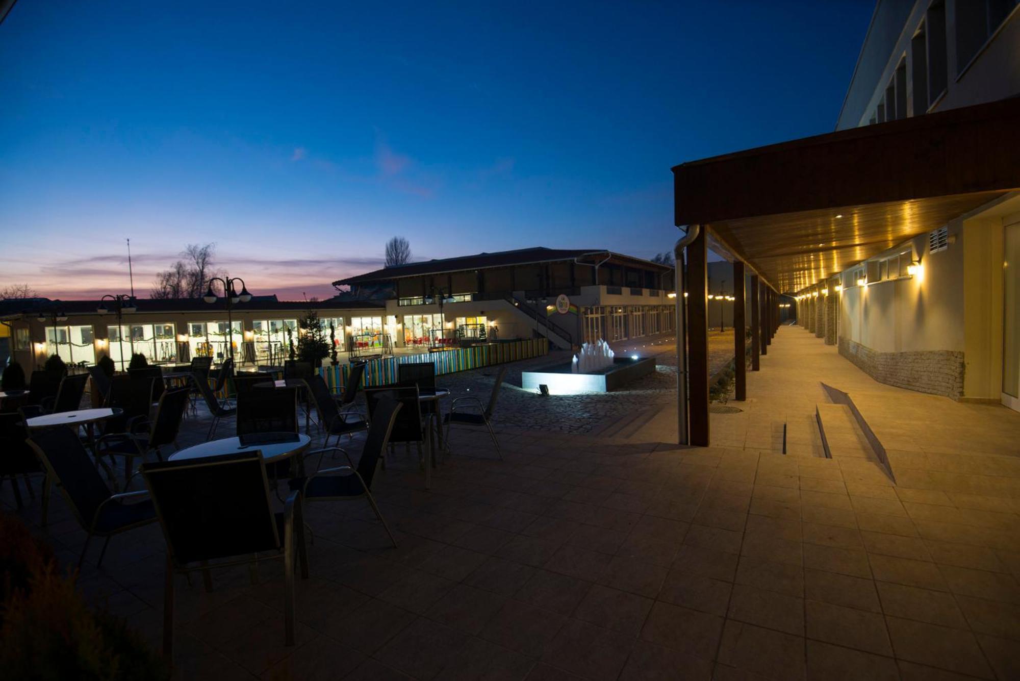 Hotel Village โอครีด ภายนอก รูปภาพ